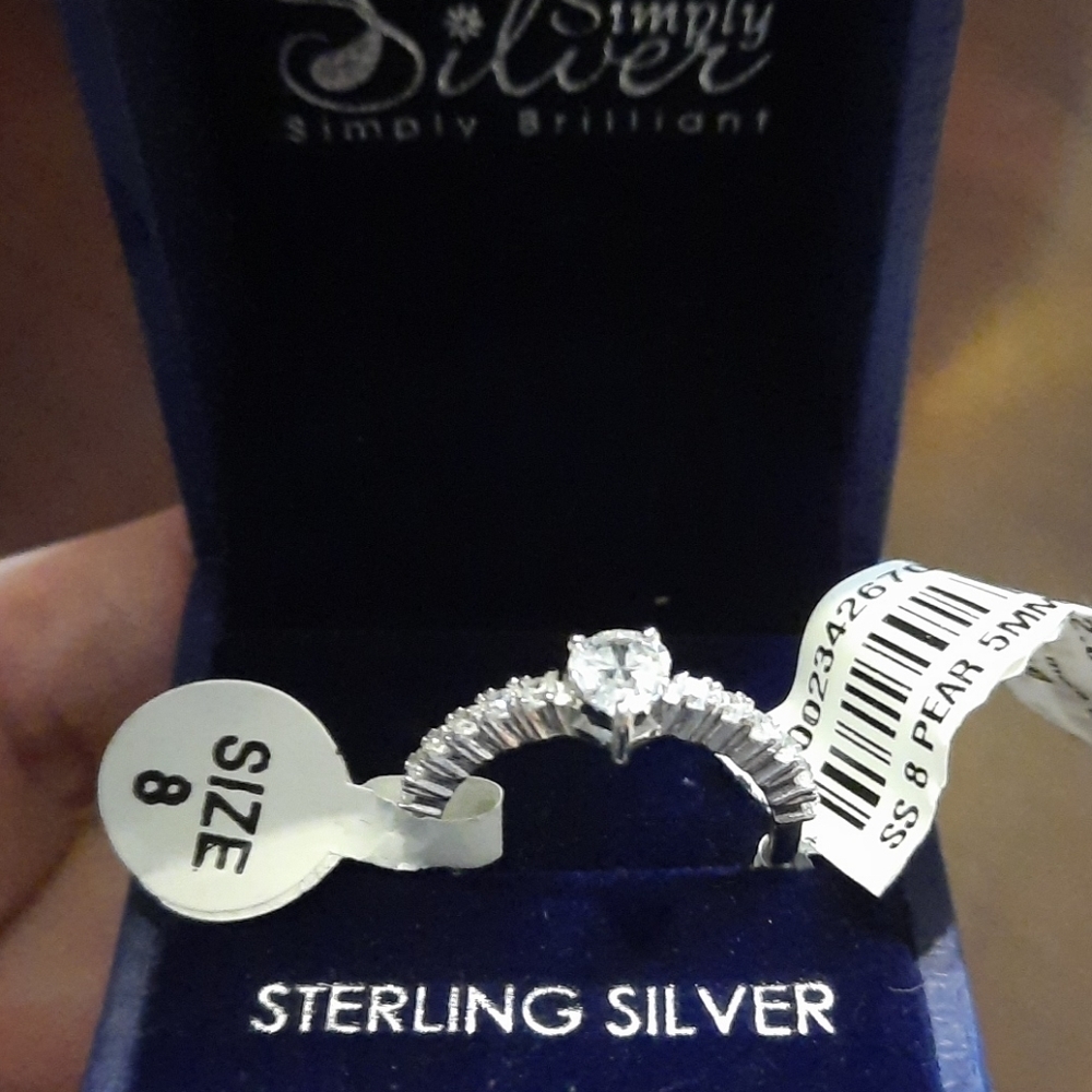 Simply Silver Sterling Silver Ring NWT